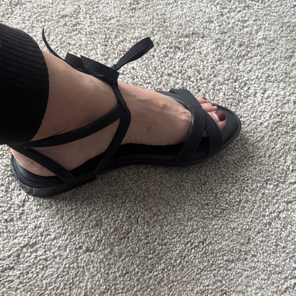 NWOB Melissa and Jason Wu Elegant Black Jelly Sandals